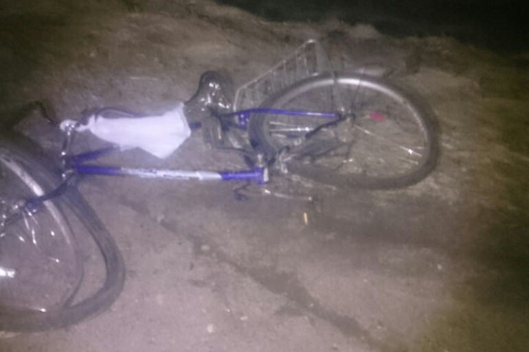 Под Бобруйском велосипедистку сбили сначала Citroen, затем фура: женщина погибла