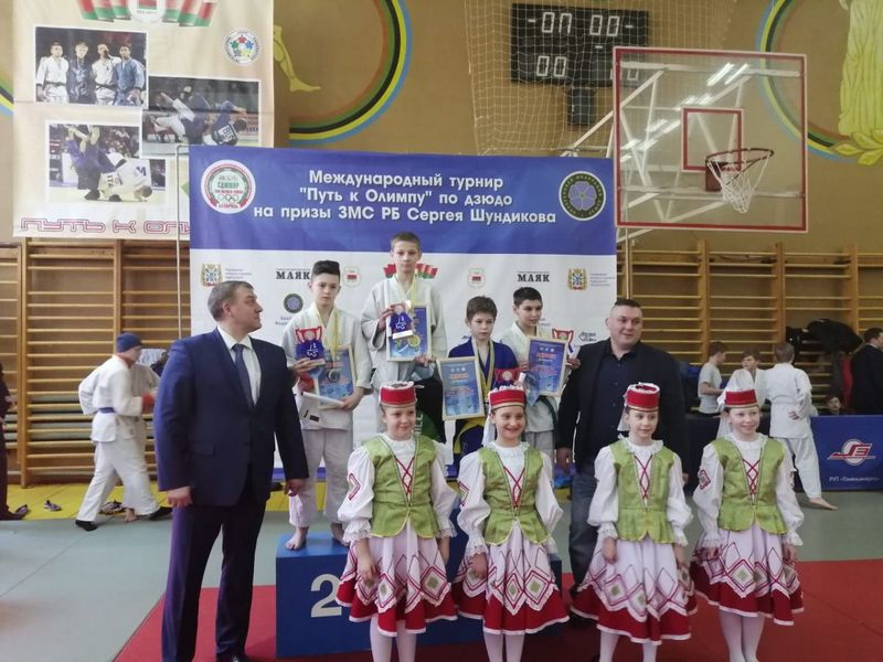 «Золото» в Новой Гуте завоевали дзюдоисты Бобруйска